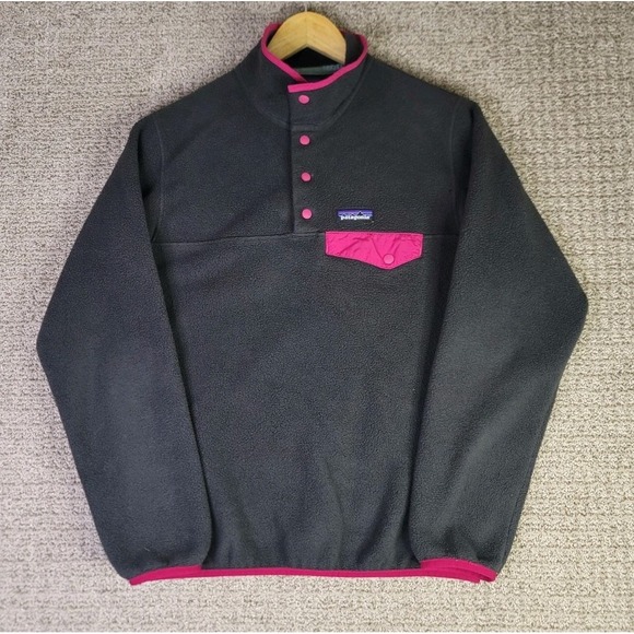 Patagonia Jackets & Blazers - Patagonia Synchilla Snap-T Fleece Black Pink Women's Small Sweater Jacket